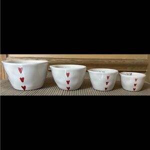 HTF Rae Dunn Watercolour Hearts Measuring Cups